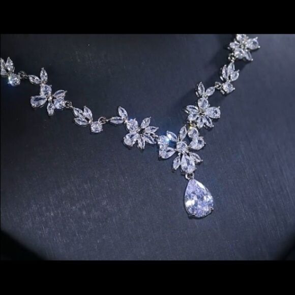 Bridal Set Stunning CZ Necklace, Bracelet,Earrings - Picture 7 of 13